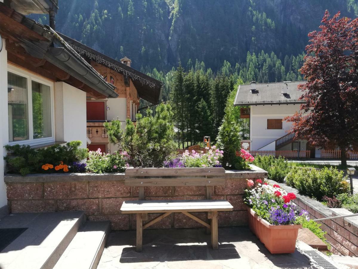 Appartamento Luna Campitello di Fassa Bagian luar foto